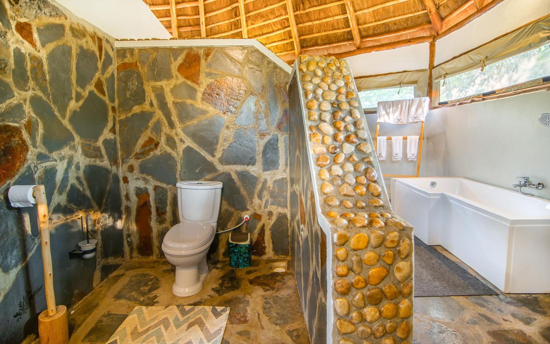Embogo Safari Lodges Katoke Esterno foto
